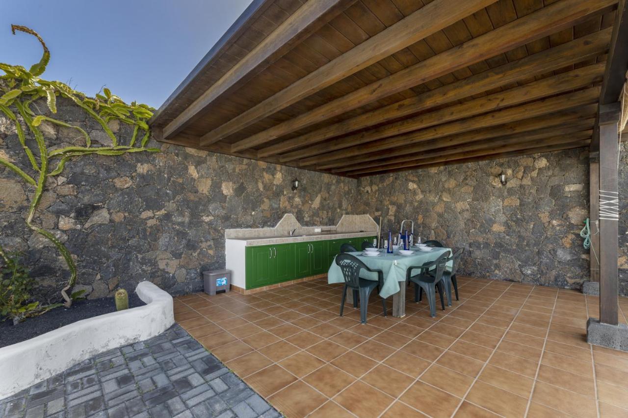 Villa Laura Guatiza Exterior photo