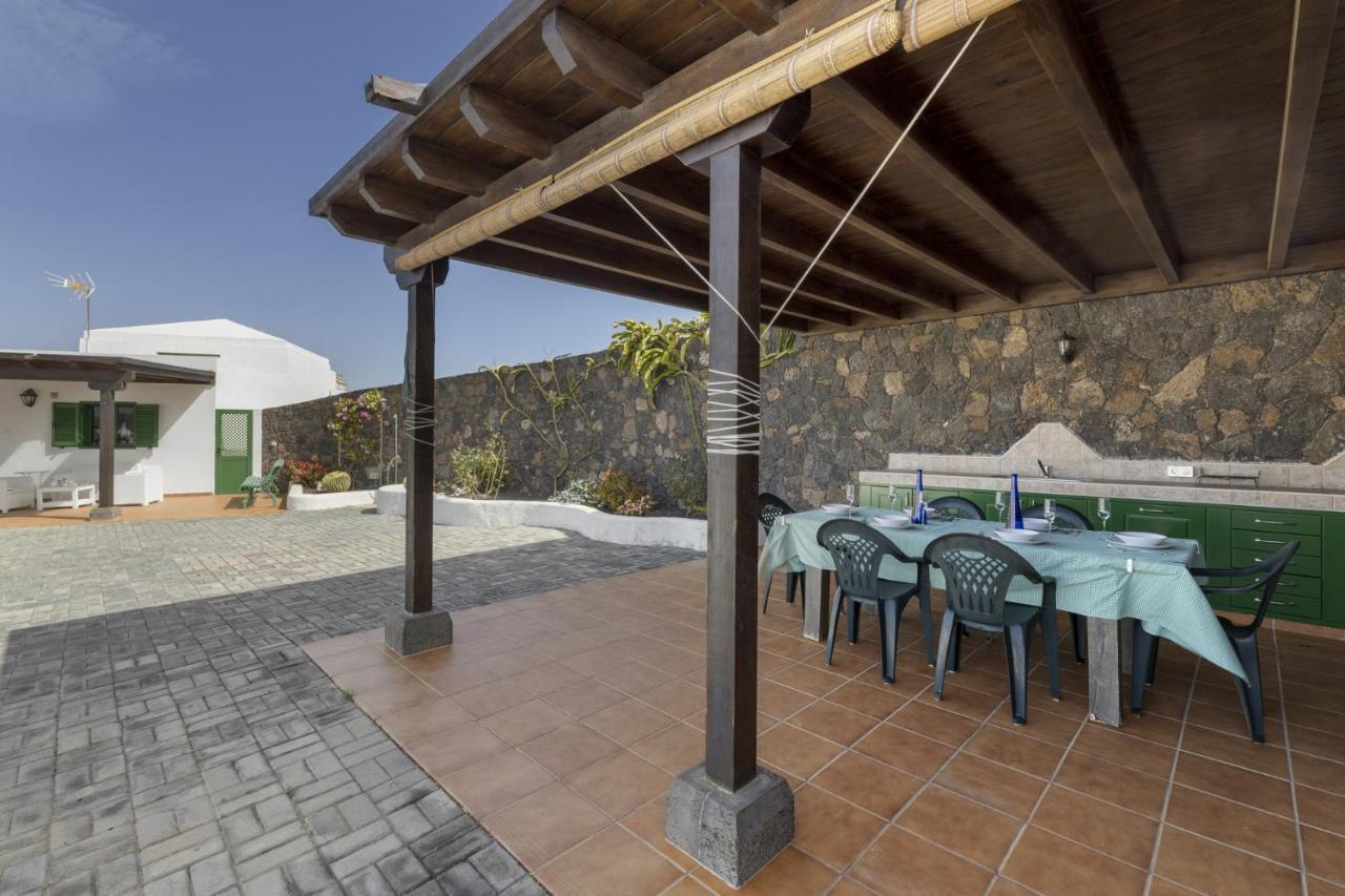 Villa Laura Guatiza Exterior photo
